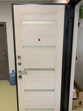 Входная дверь Страж 3К Люкс 2