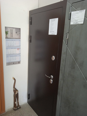 Входная дверь с терморазрывом Страж 3К Тепло Медный антик/ Лиственница крем 860х2050 Правое