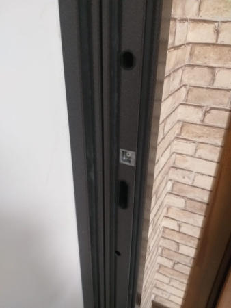 Входная дверь с терморазрывом Бульдорс TERMO 100 standart