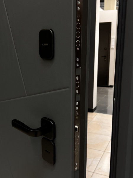 Входная дверь с терморазрывом URBAN Бруно ТЕРМО