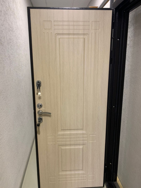 Входная дверь с терморазрывом Страж 3К Тепло Антик медь/ Меландж светлый 860х2050 Левое