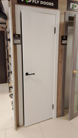 Межкомнатная дверь FlyDoors Elegans 04 Эмаль