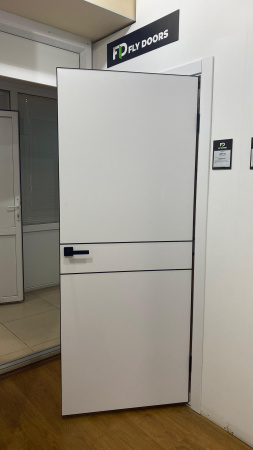 Межкомнатная дверь FlyDoors MATRIX 52 AB Эмалит