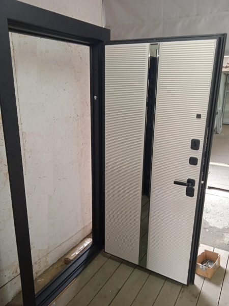 Входная дверь Страж LEGIA РЖ