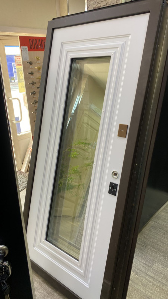 Входная дверь с терморазрывом Страж Милтон Норд 3К