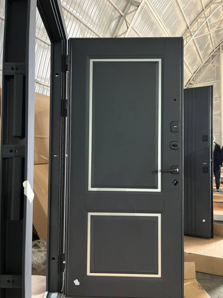 Входная дверь Luxor Классика