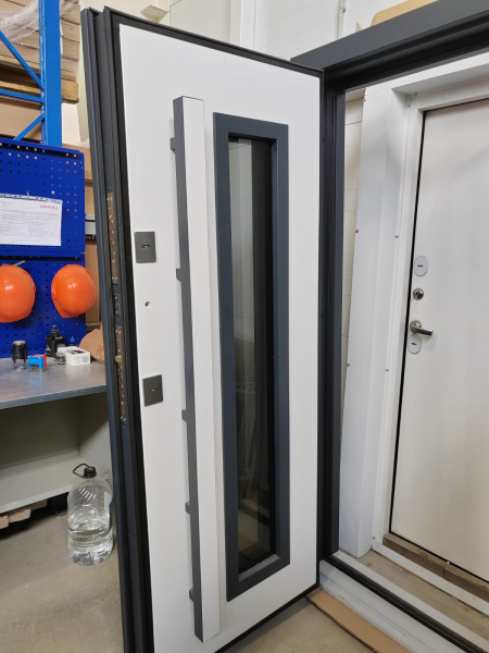 Входная дверь с терморазрывом Промет Консул