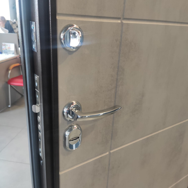 Входная дверь с терморазрывом Страж 3К Тепло Медный антик/ Бетон светлый 860х2050 Левое