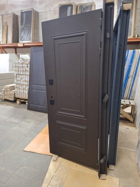 Входная дверь с терморазрывом KOVA НОРД ТЕРМО ШТАМП