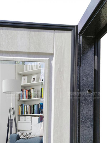 Входная дверь с терморазрывом Берлога 3К Термо Шайн