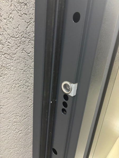 Входная дверь с терморазрывом Страж 3К Тепло Овальное зеркало