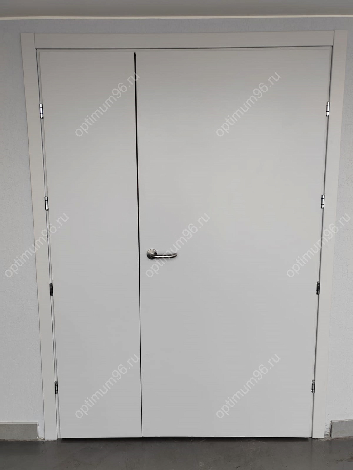 Противопожарные деревянные двери для БЦ Панорама